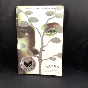📚Speak by Laurie Halse Anderson YA/Contemporary Fiction Paperback